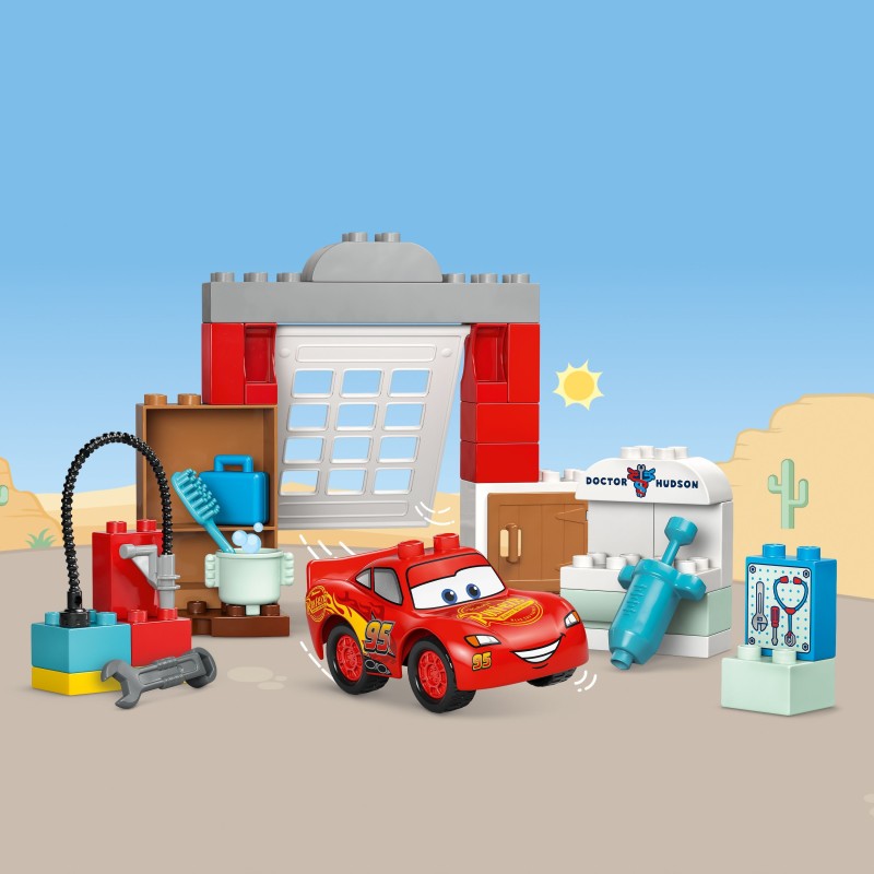 LEGO DUPLO La visita di McQueen all’officina di Doc