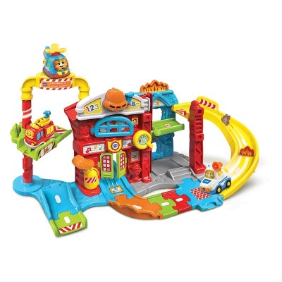 Vroom Vroom Go - Maxi caserma
dei pompieri interattiva-VT80-503907